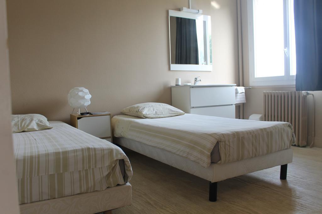 Le Bellevue Lisieux Hotell Exteriör bild